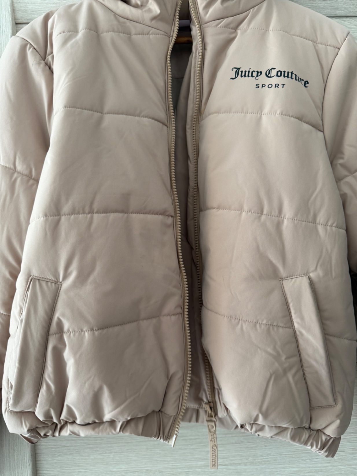 Жіноча зимня куртка Juicy Couture