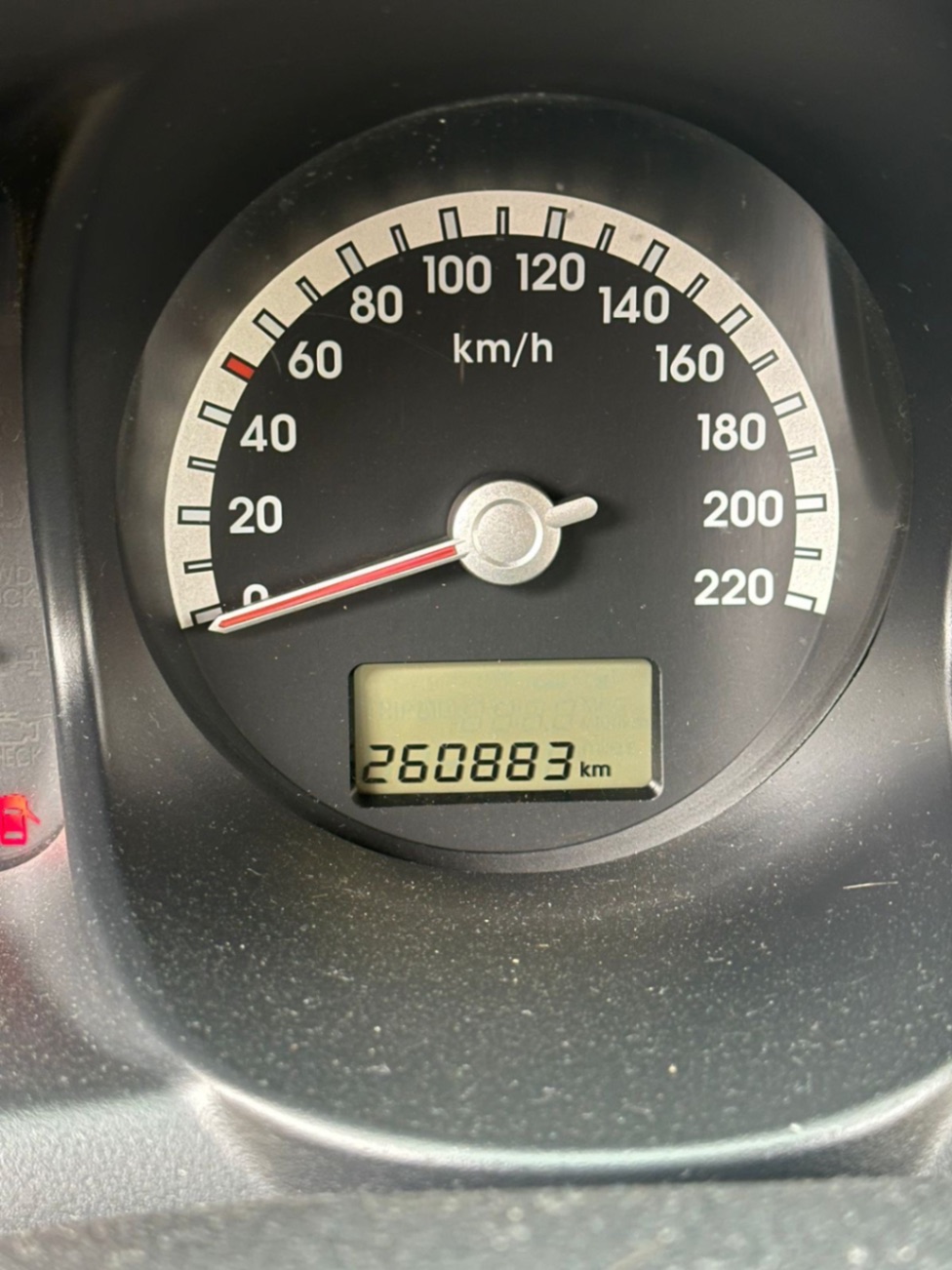 Автомобіль kia sportage 2006 року