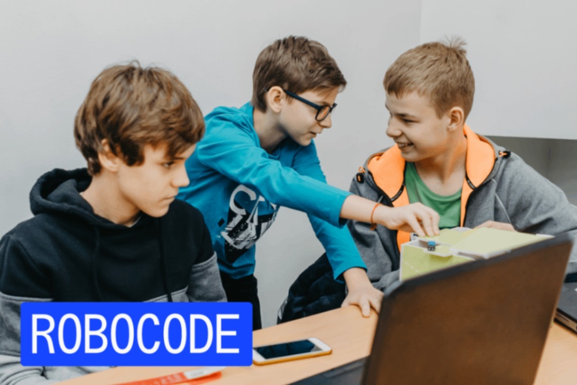 ІТ курси для дітей та підлітків Robocode