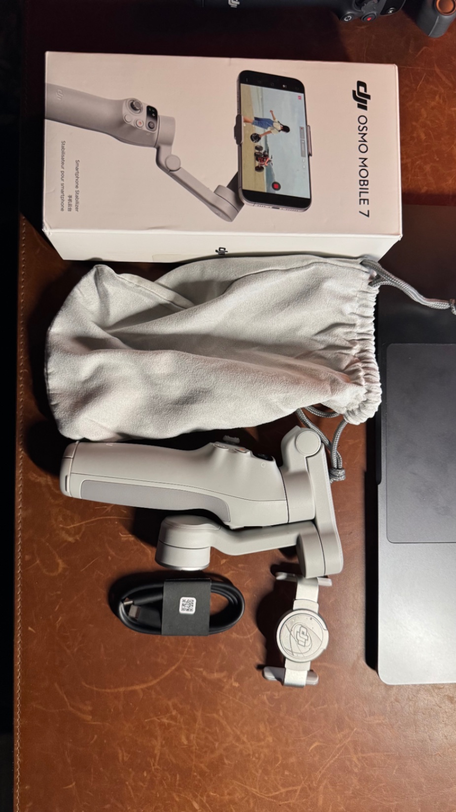 DJI Osmo Mobile 7