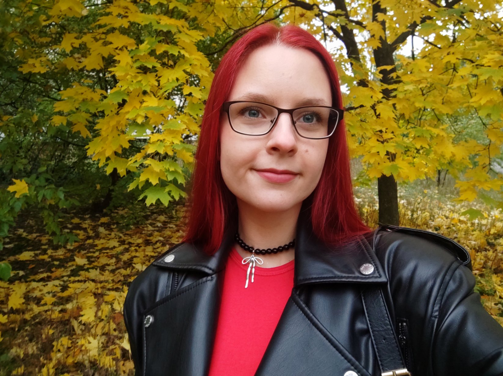 Чокер з акцентним бантиком