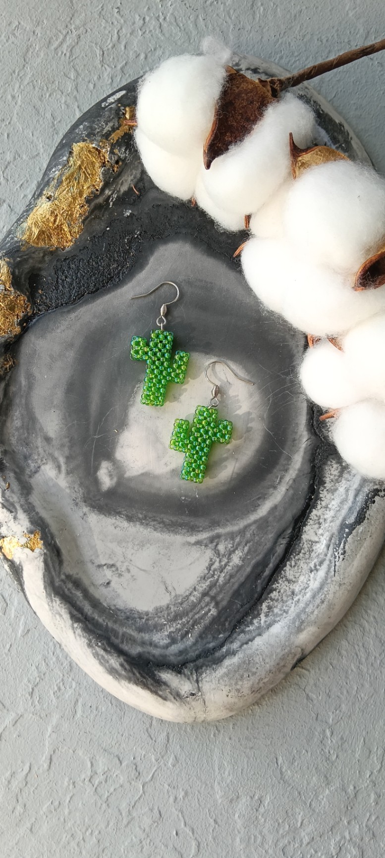 Сережки кактуси з бісеру