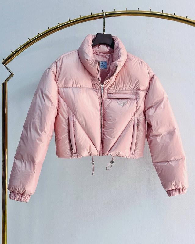 Жіночий пуховик Re-Nylon-натуральний пух-брендовий-укорочений