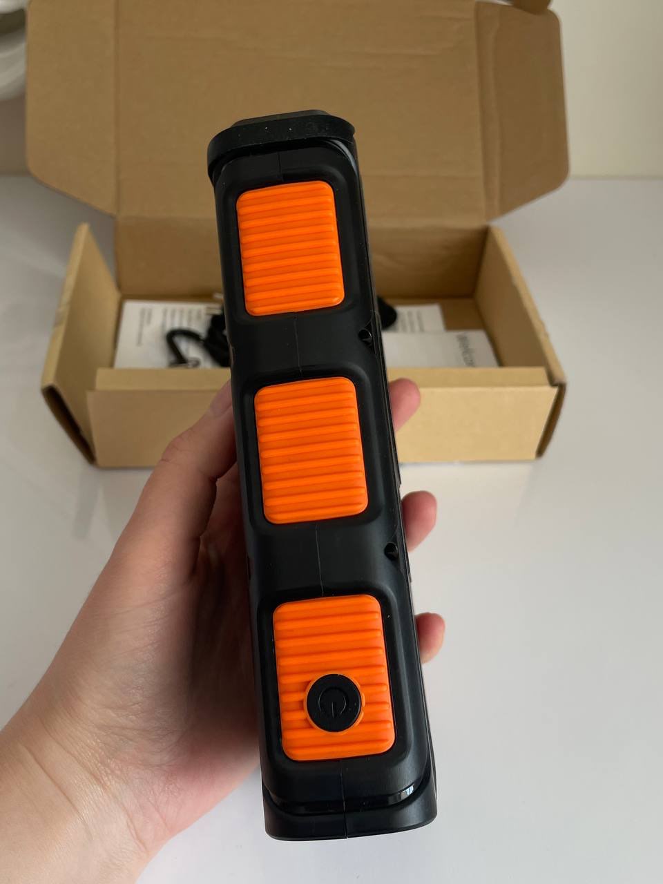 Павербанк із сонячною панеллю 26800 mAh