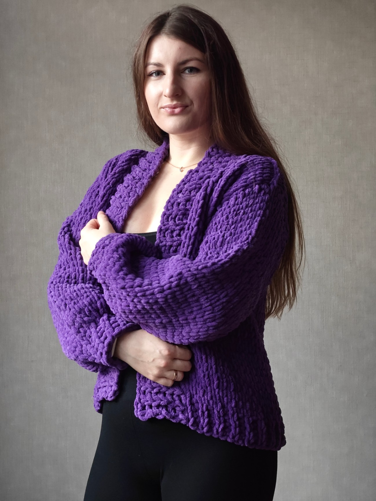 Кардиган вкорочений з плюшевої пряжі Alize Puffy Fine