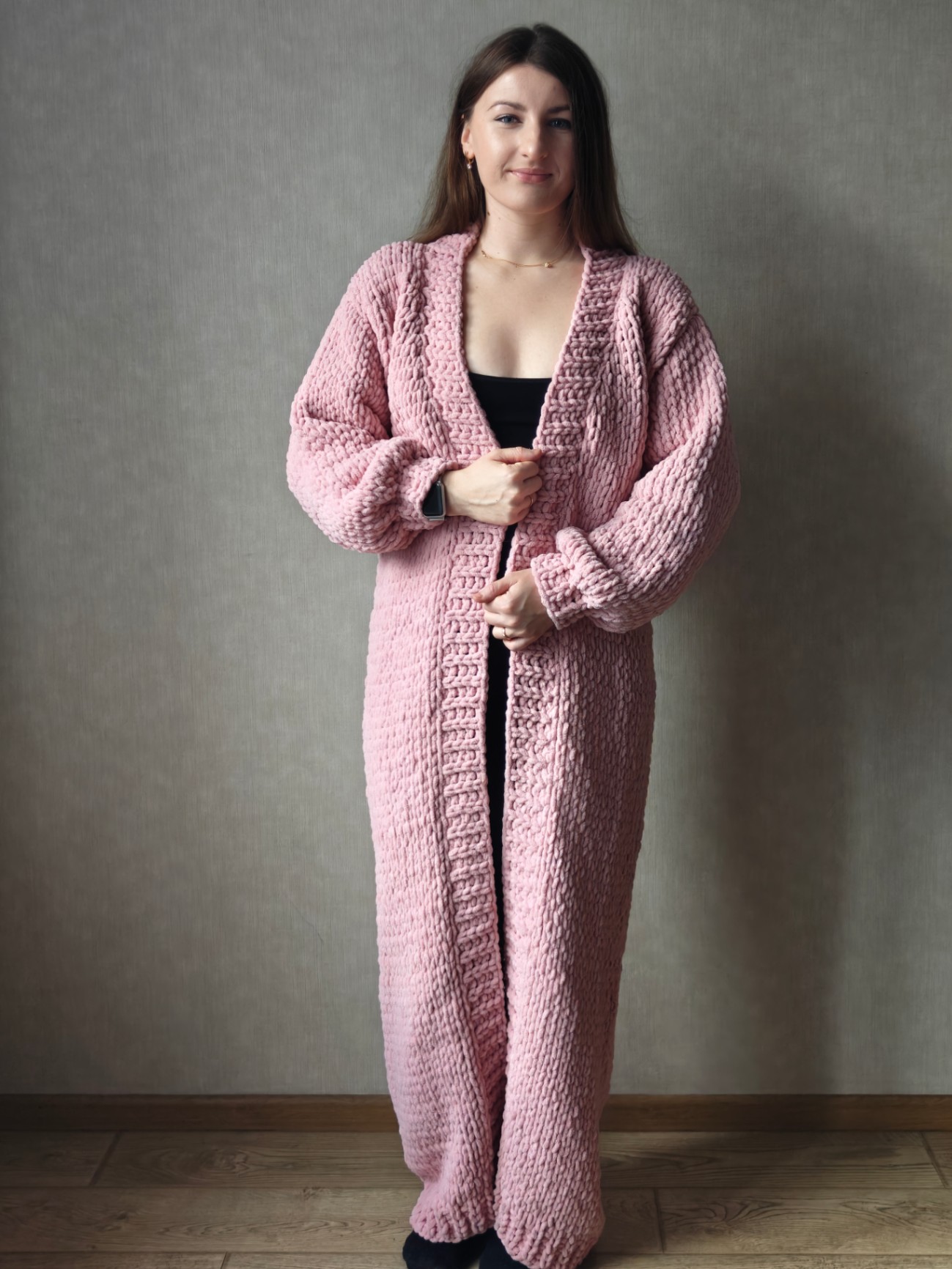 Кардиган класичний з пряжі Alize Puffy Fine