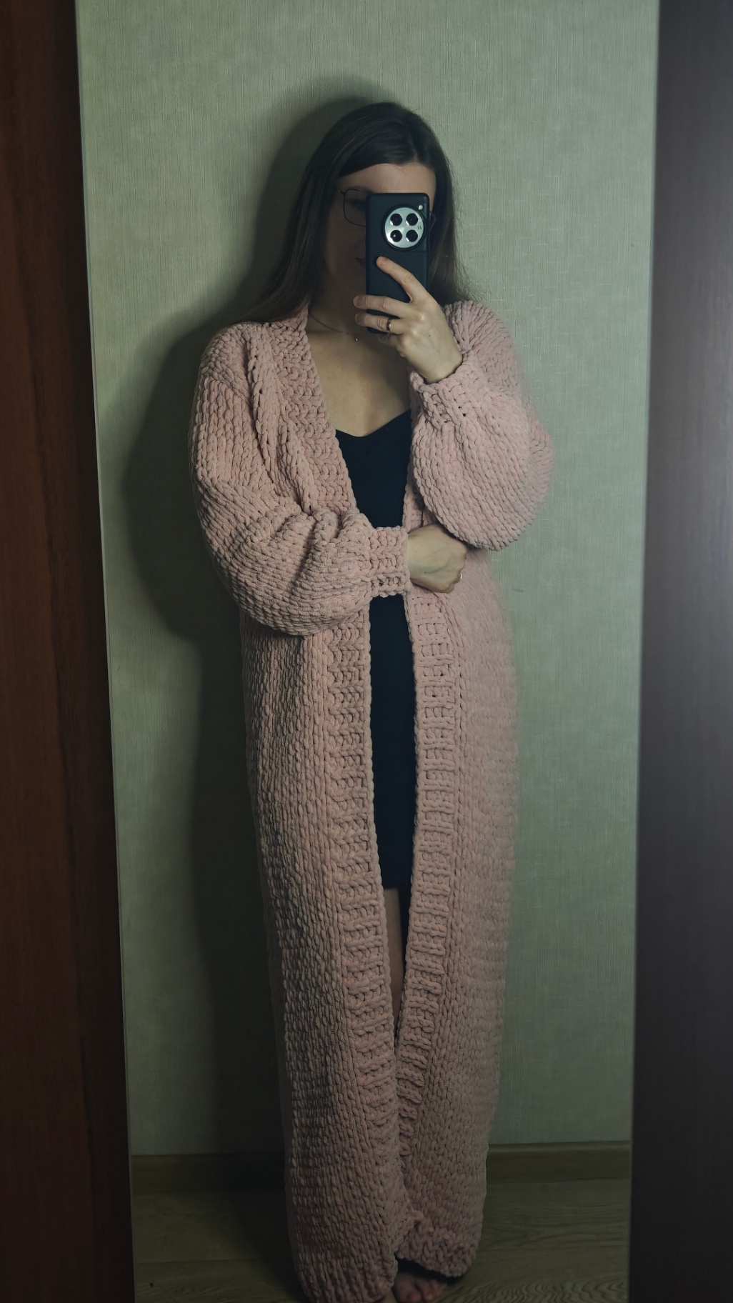 Кардиган класичний з пряжі Alize Puffy Fine