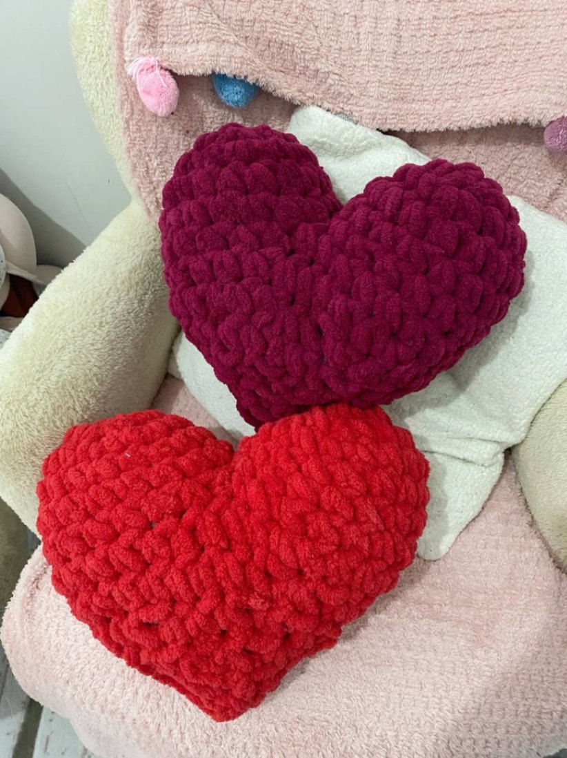 Сердце з пряжі Alize Puffy