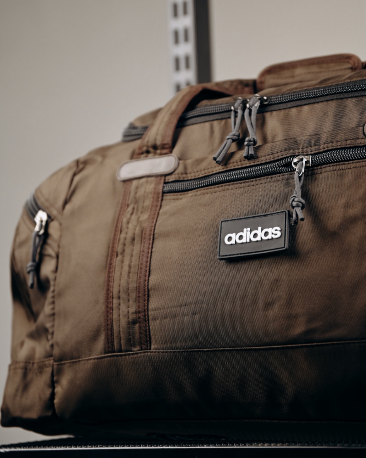 Дорожня сумка Adidas коричнева