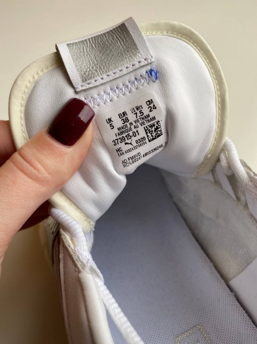 Оригінальні жіночі кросівки Puma Kyron Awakening 38 розмір