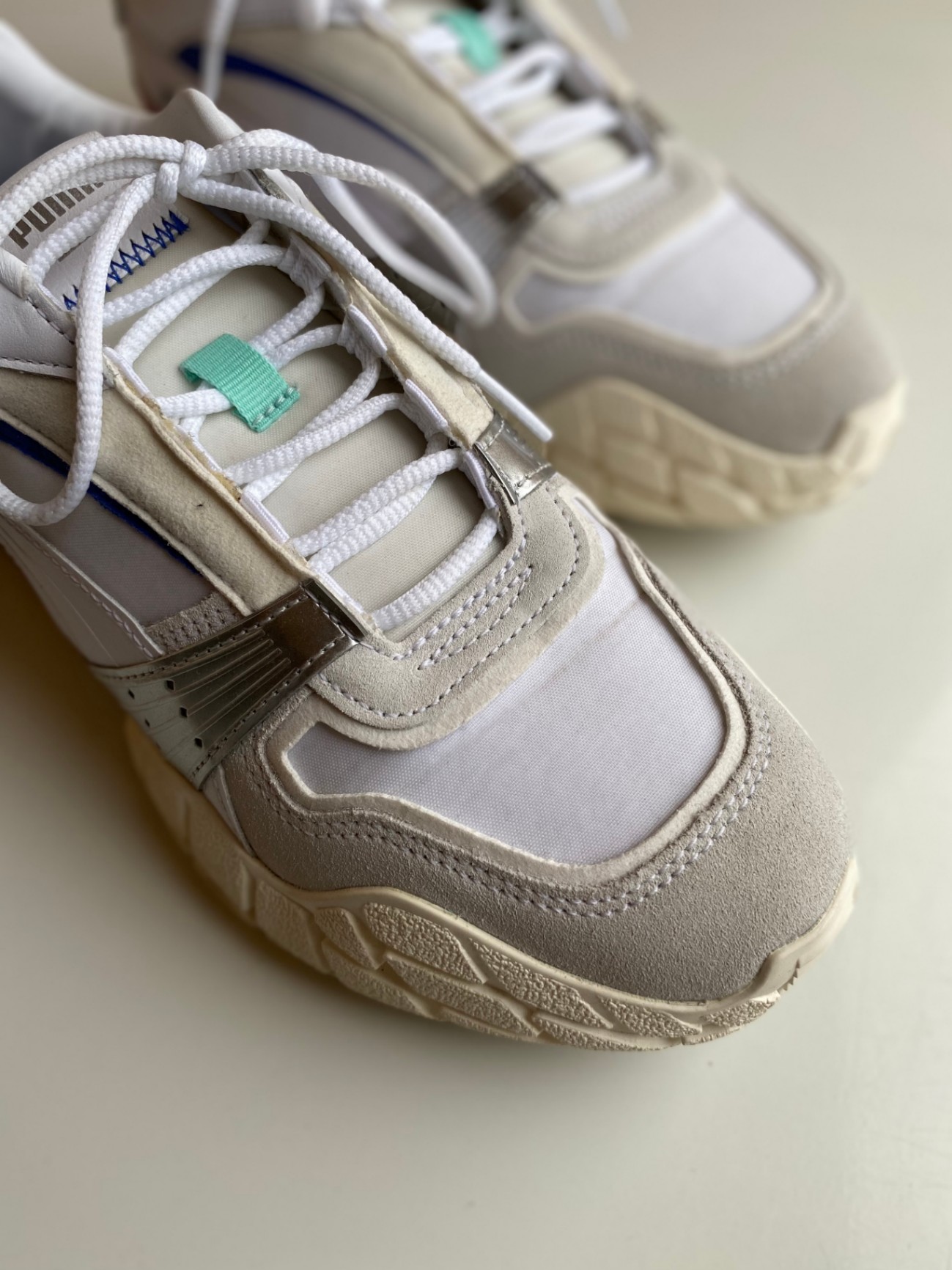 Оригінальні жіночі кросівки Puma Kyron Awakening 38 розмір