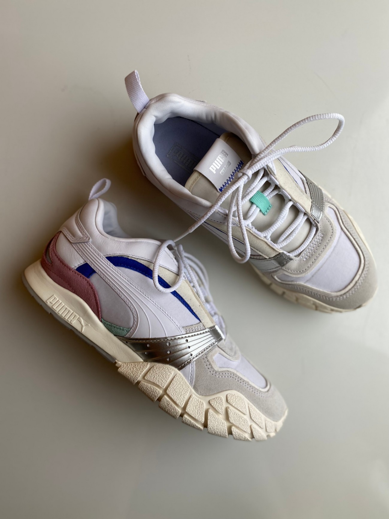 Оригінальні жіночі кросівки Puma Kyron Awakening 38 розмір