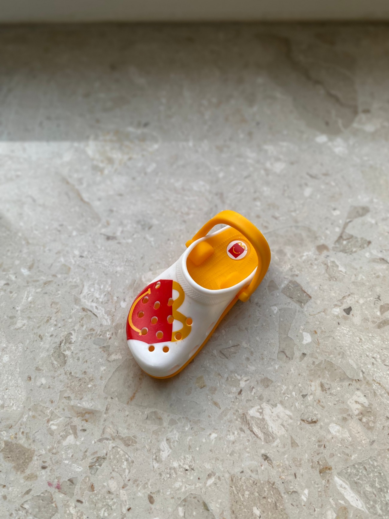 Лімітована іграшка-крокс McDonald's Happy Meal