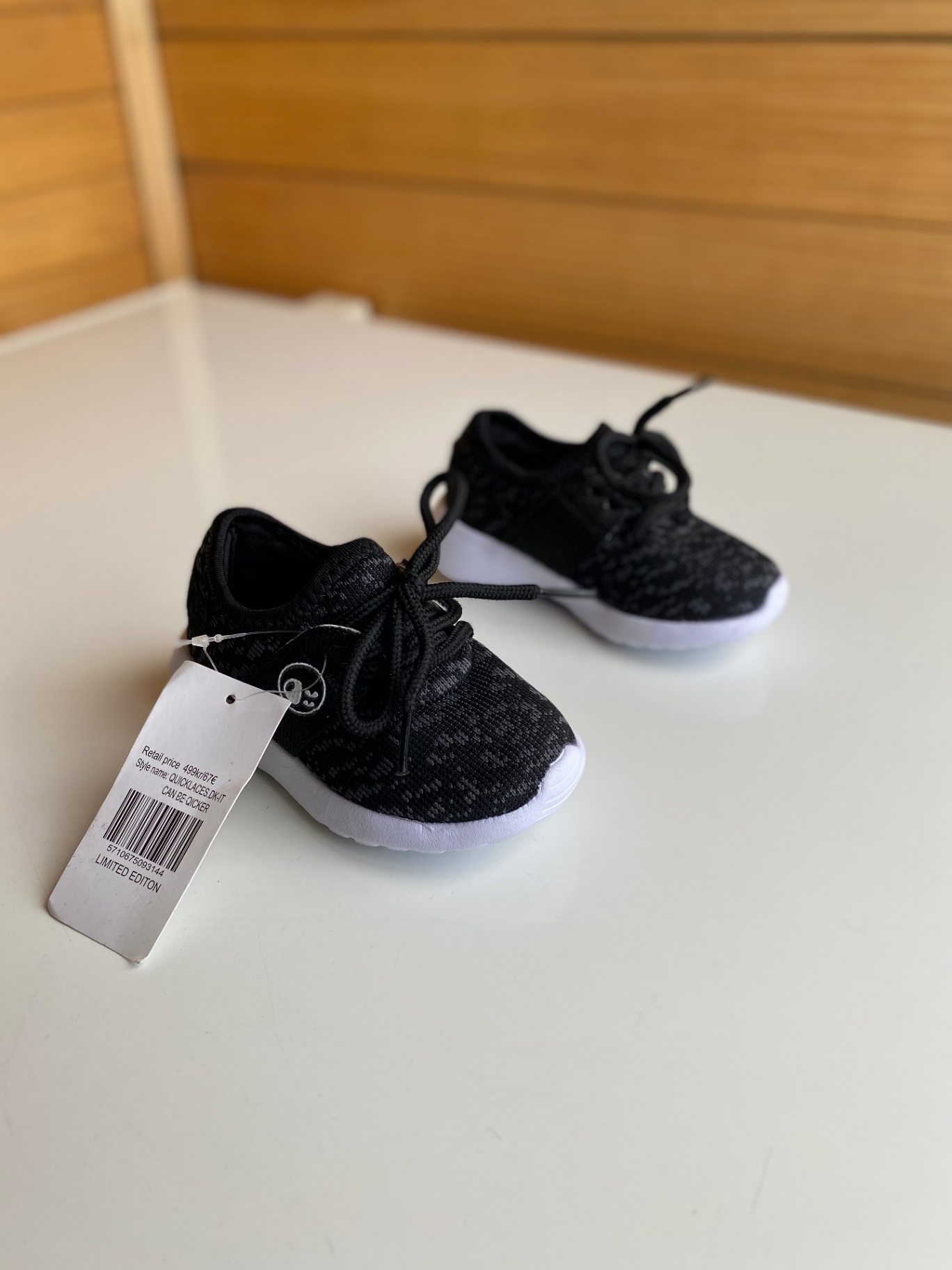 Нові дитячі кросівки QUICKLACES 23 розмір