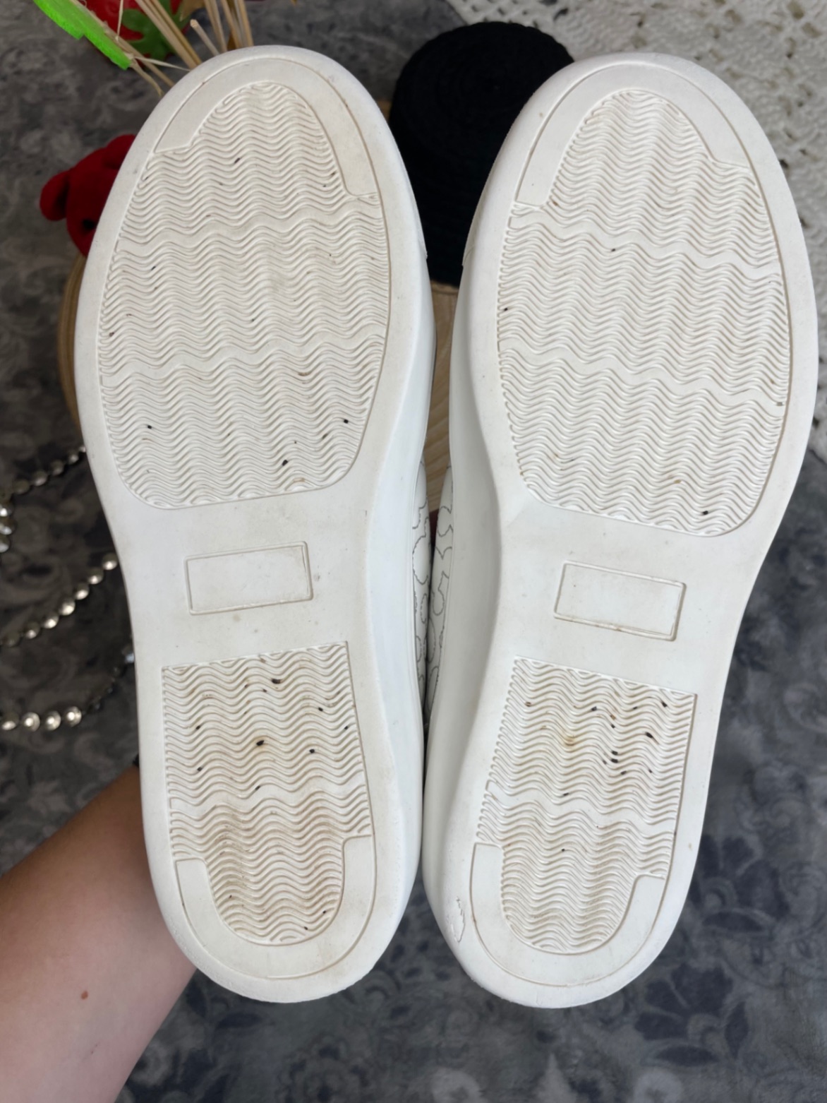 Кросівки Primark x Disney Mickey Mouse білі 38-39 25 см штучна шкіра