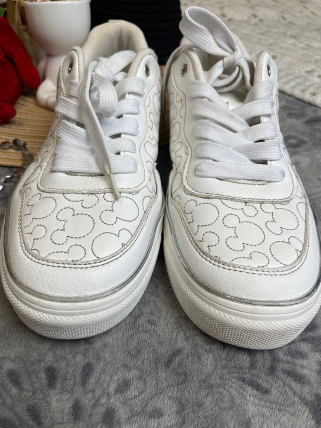 Кросівки Primark x Disney Mickey Mouse білі 38-39 25 см штучна шкіра