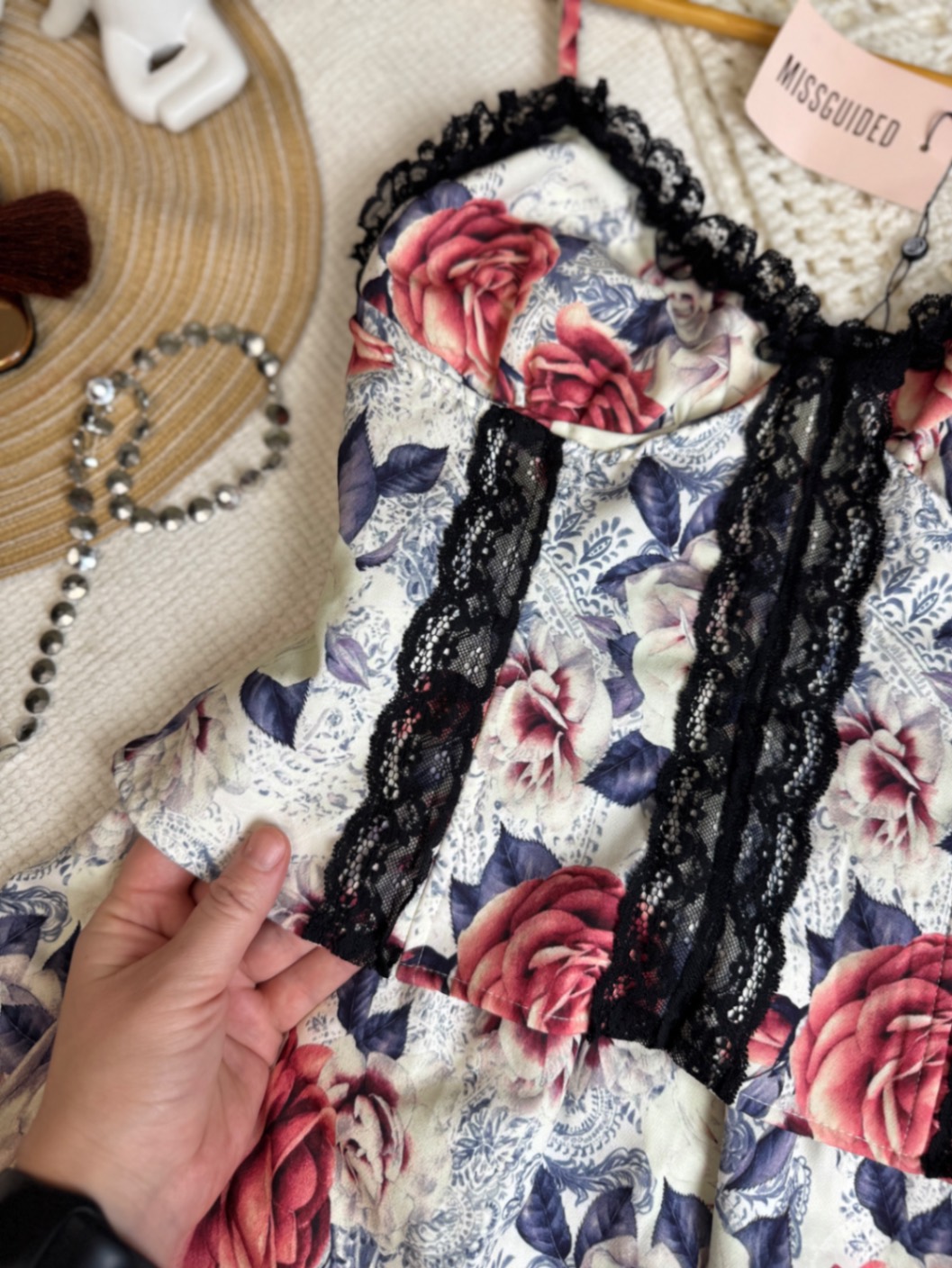 Корсетна мінісукня Missguided M з мереживом в квітковий принт Y2K нова