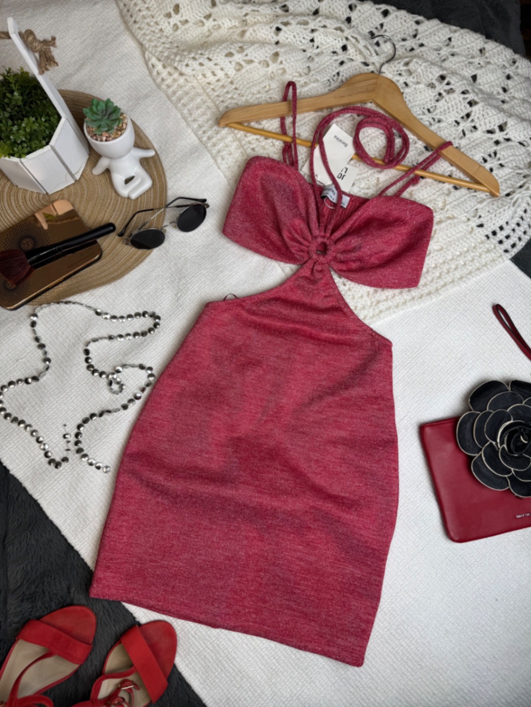 Міні сукня танкіні Bershka з люрексом ягідний колір S Нюанс