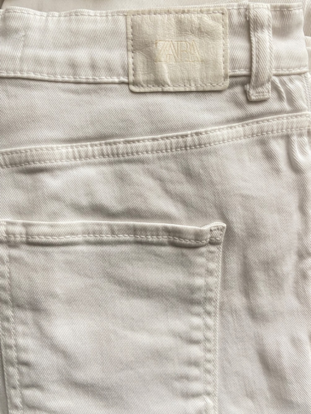 Джинси ZARA