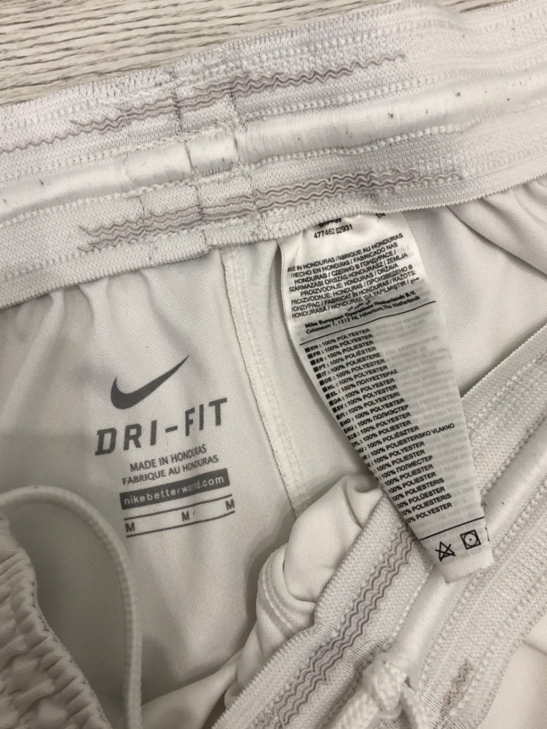 Спортивні шорти від Nike