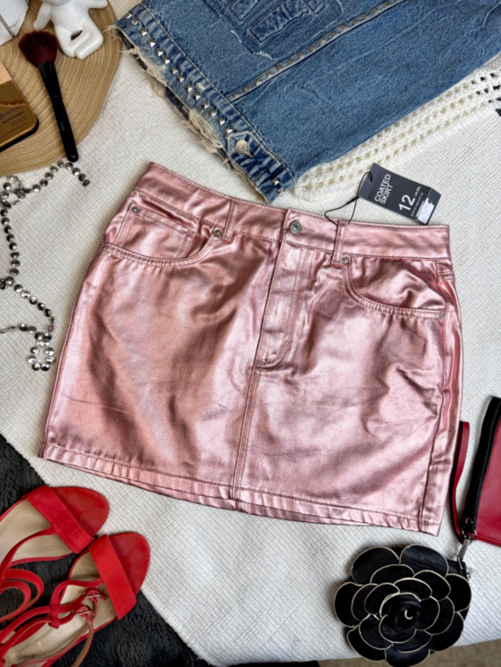 нова блискуча джинсова міні спідниця denim co by primark 12 m-l 40 акцентна рожева coated denim металік барбі y2k нюанс