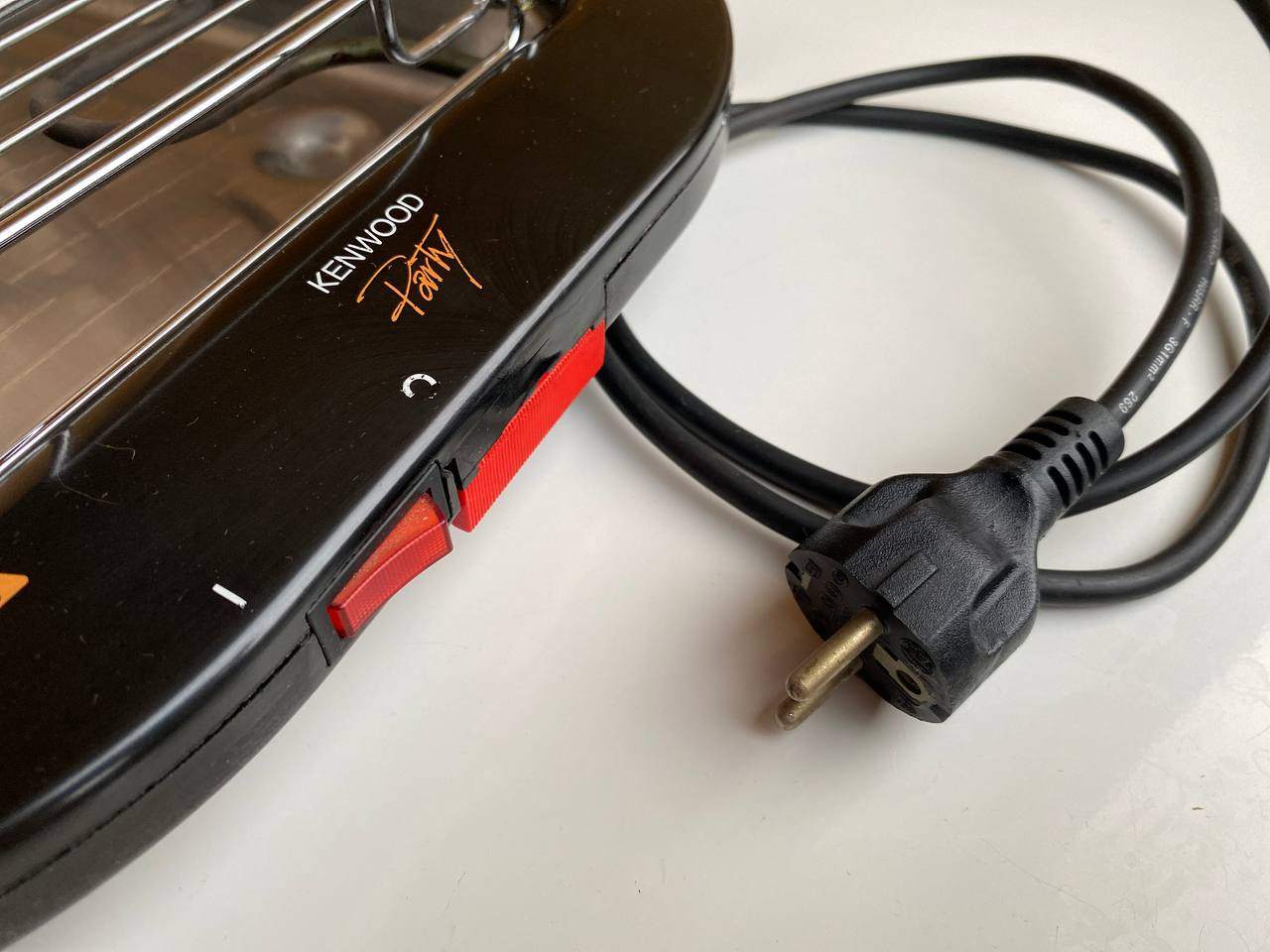 Електрогриль KENWOOD HG150